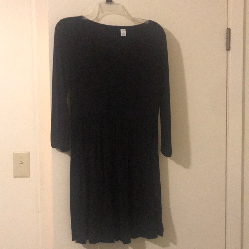 Old Navy long sleeve black cotton dress.
